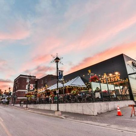 The Champlain Waterfront Hotel Ascend Hotel Collection Orillia Bagian luar foto